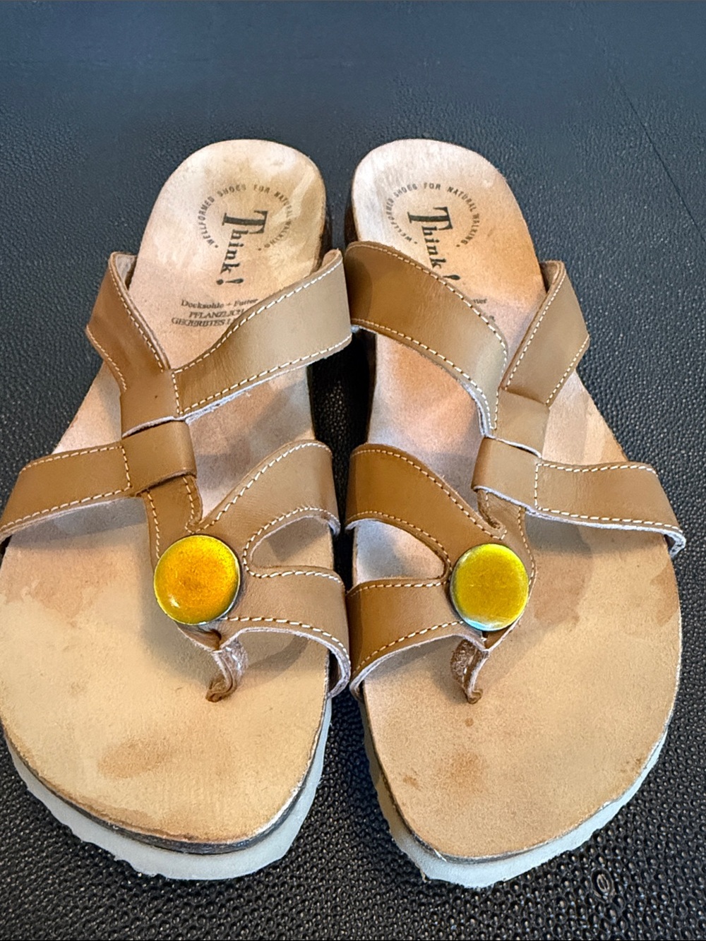 Think! Julia Tan with White stitching Strappy Toe-Ring Sandals size 40/ 9-9.5
